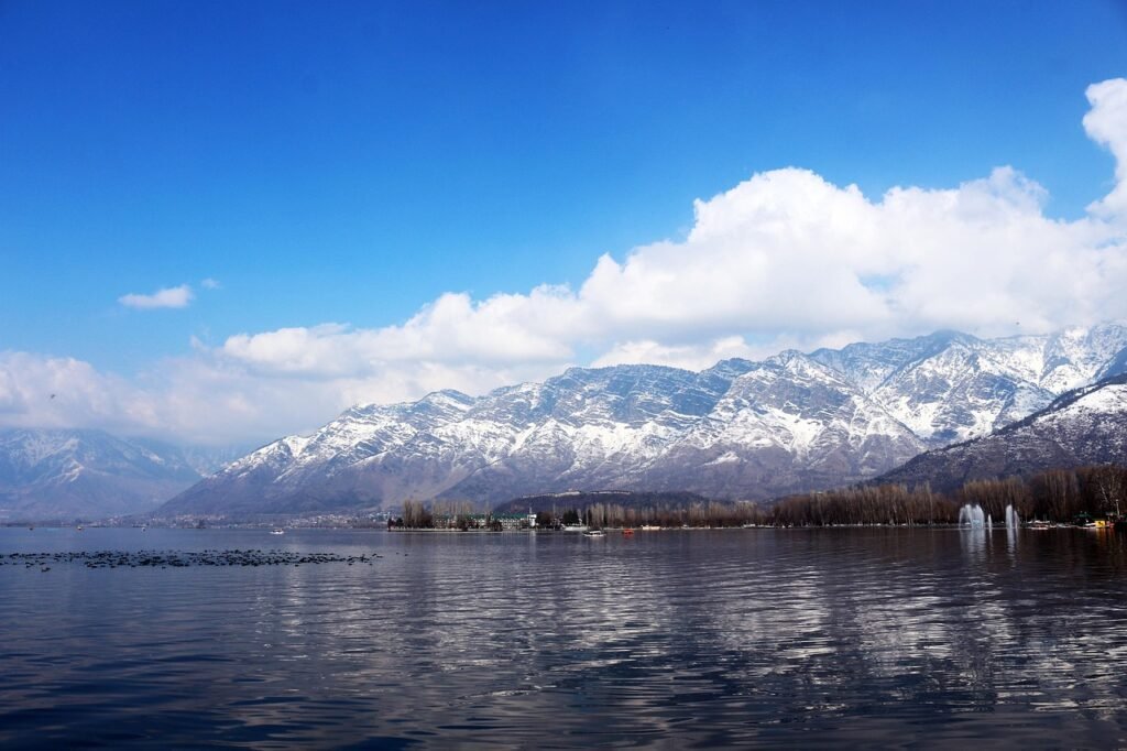 lake, nature, travel, exploration, outdoors, mountains, dallake, srinagar, kashmir, snow, winter, srinagar, srinagar, srinagar, srinagar, srinagar, kashmir, kashmir, kashmir, kashmir